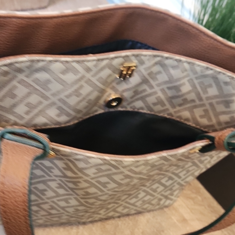 Tommy Hilfiger Brown and Tan Logo Tote - Picture 7 of 7